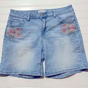 Women’s Size 12 Denim Flower shorts
